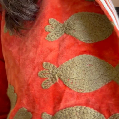 Lakshmi Coat. Color ladrillo
