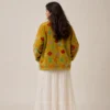 Lakshmi Jacket. Color mostaza con flores