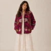9 Lakshmi Jacket. Color frambuesa con flores