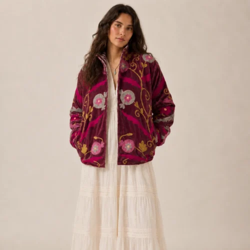 9 Lakshmi Jacket. Color frambuesa con flores