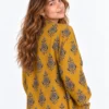 Bata de algodón amarillo mostaza
